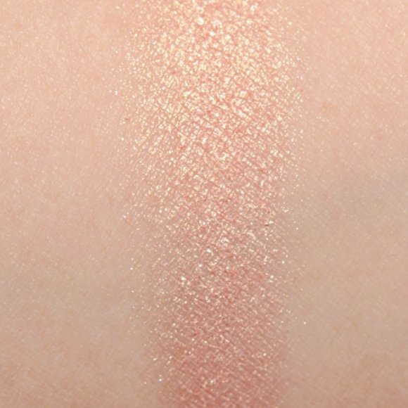 “Gleam" Pro Palette Eyeshadow Refill - Picture 4 of 4